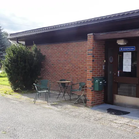 Lunde Vandrerhjem Hostal *